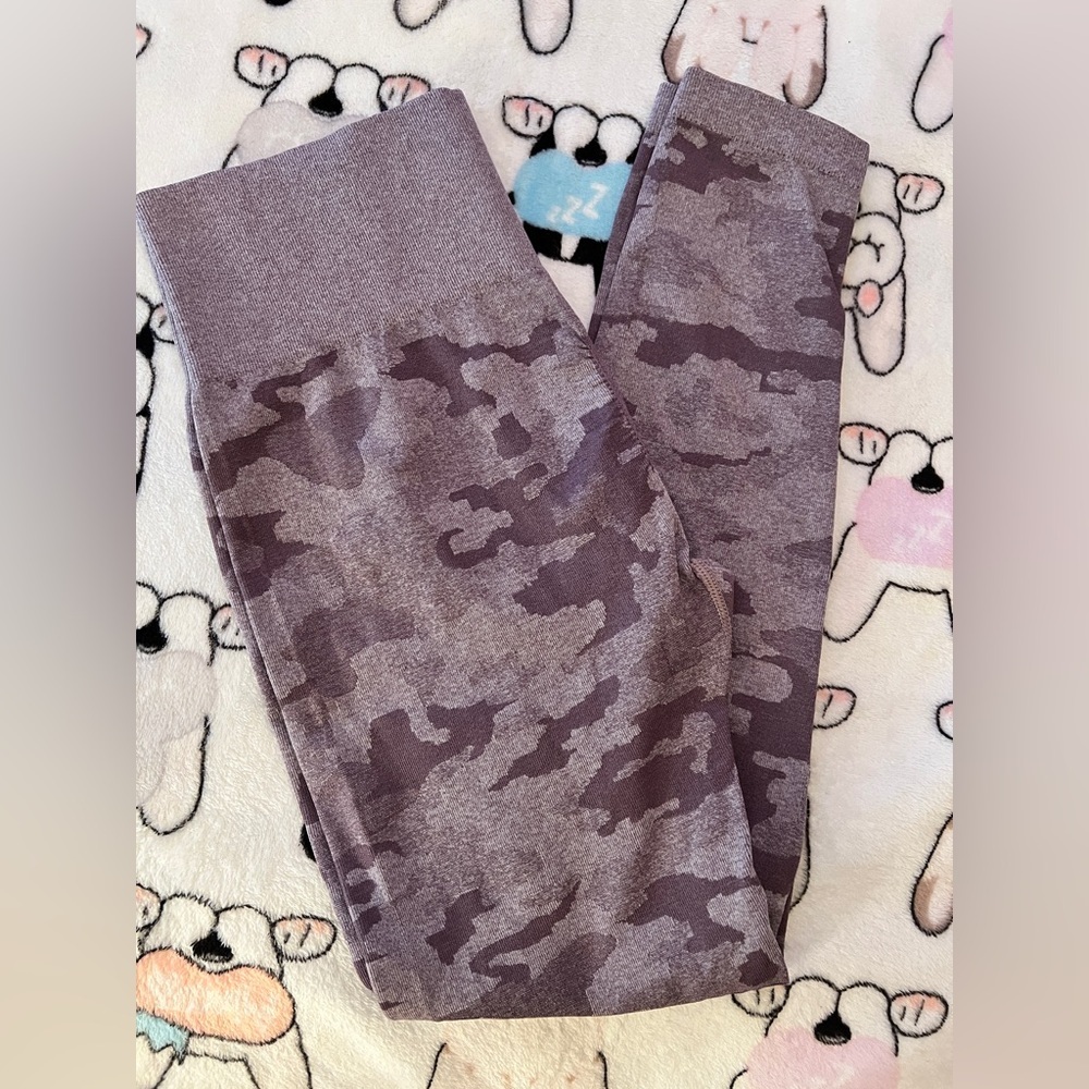 Purple Camouflage Women's Leggings - Picture 7 of 7
